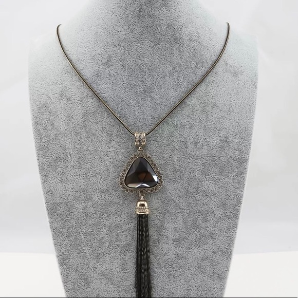 Very nice!! Gold plated long Necklace tassel . - Picture 2 of 7